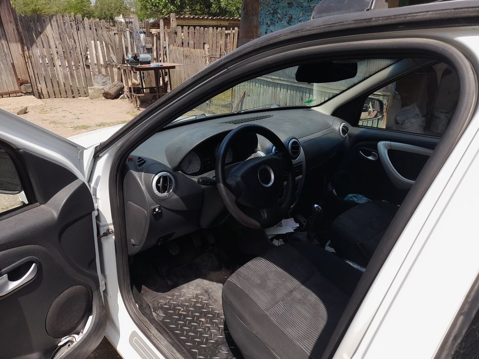 Dacia logan 1.6 16 v gpl