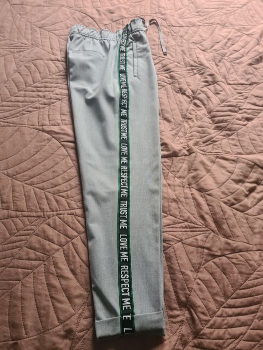 Pantaloni dama  gri