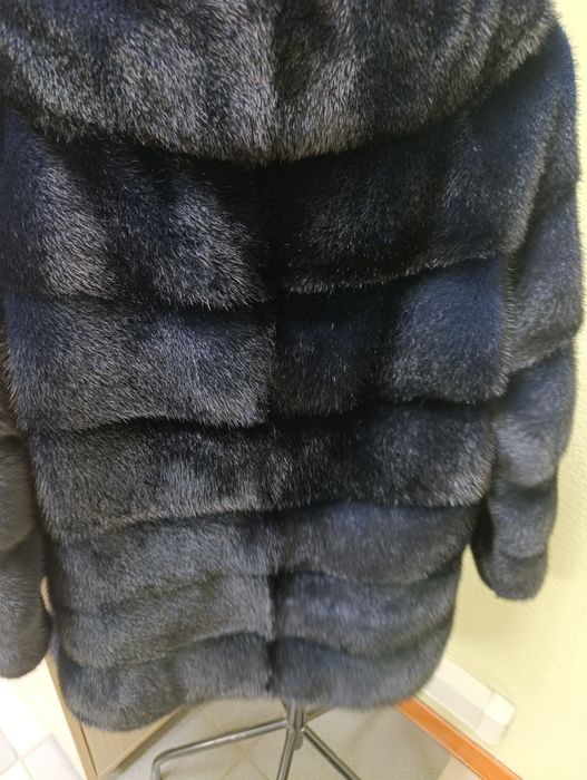 Продам норковую шубку