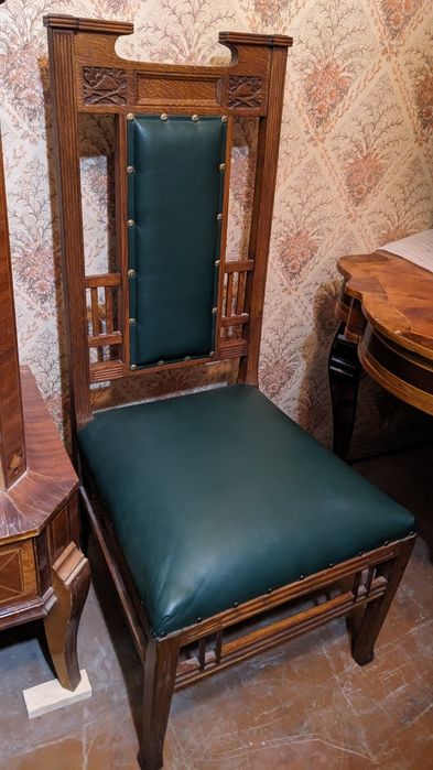 Книжный шкаф после реставрации.