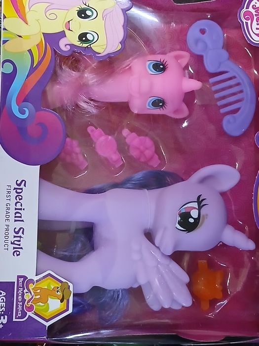 Распродажа! Новый.  Игрушки.  Пони.