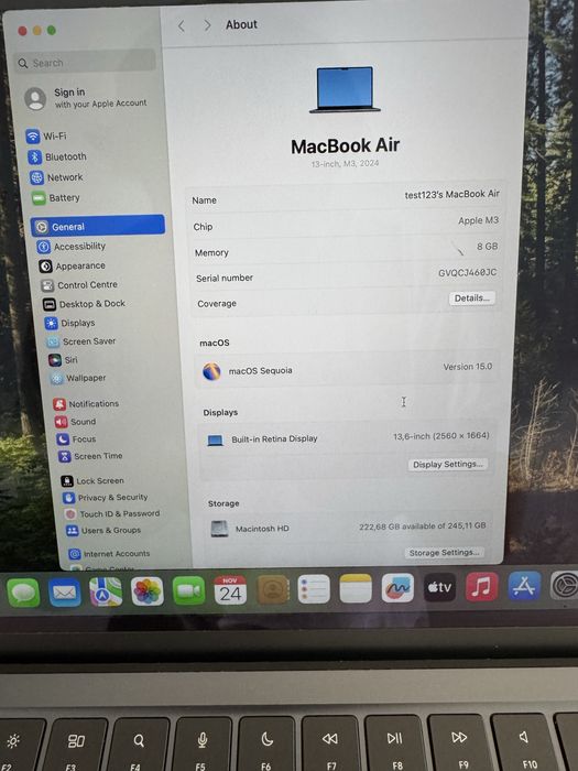 MacBook Air 13” M3 (2024) - Midnight Black