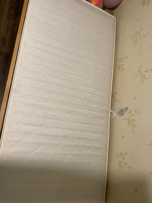 Продам кровать !