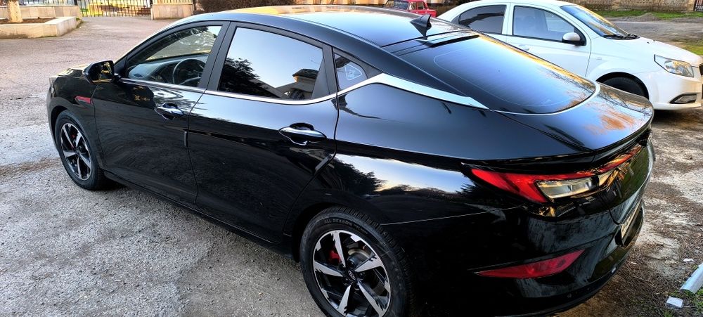 JAC J7 black redline