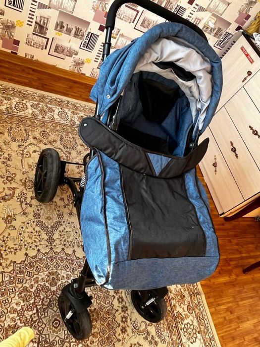 Детская коляска новая