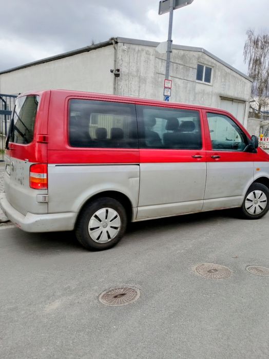 Продавам VW t5 2006