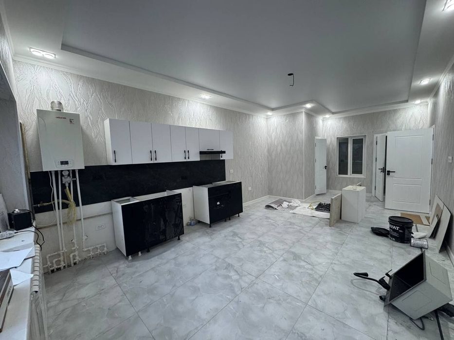 Срочно продажа дома
Мирабадский район 
Азербайджанский центр 
1.5 сот