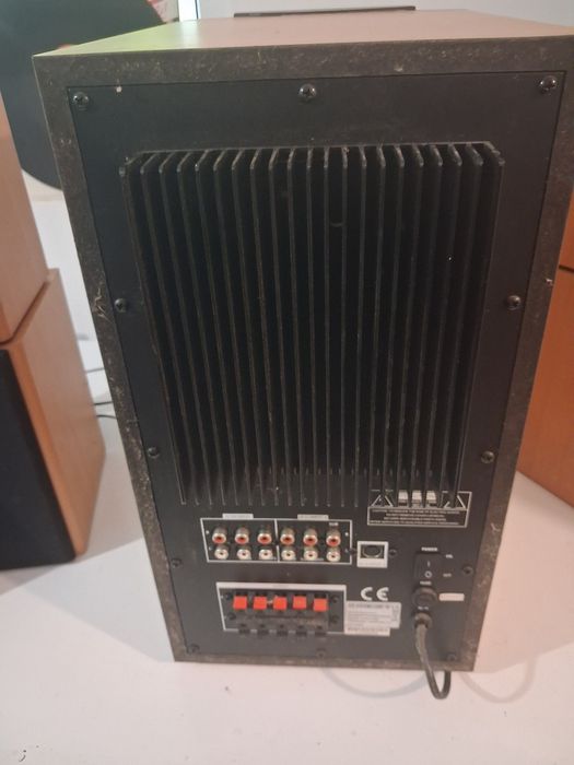 Sistem genius 5.1,5000 cu telecomanda