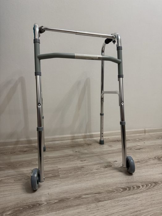 Ходунки для взрослых