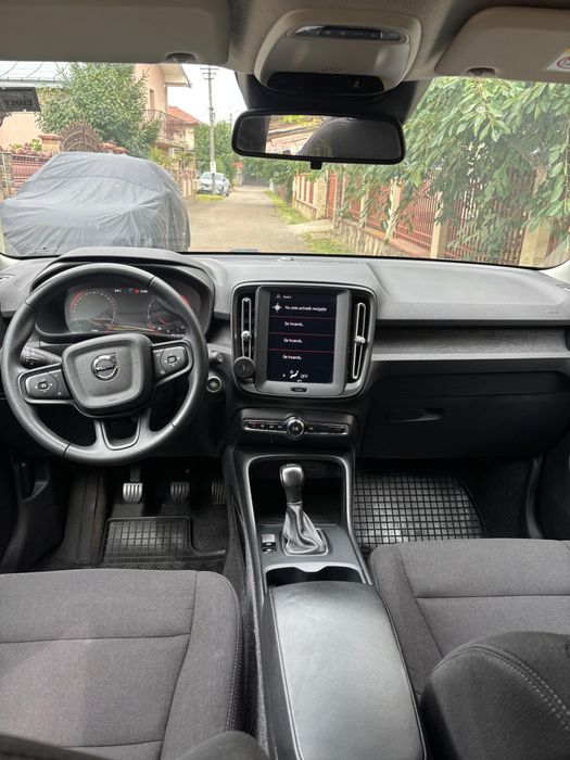 Volvo XC 40 T2  2021