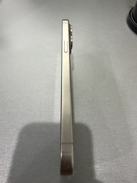 Продается Iphone 15pro max 256GB