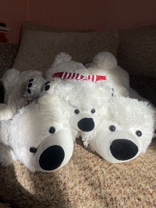 Продам забавную семью медвежат