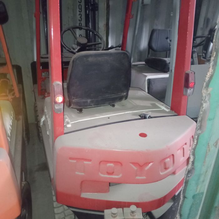 Кары вилочные погрузчики тракторға