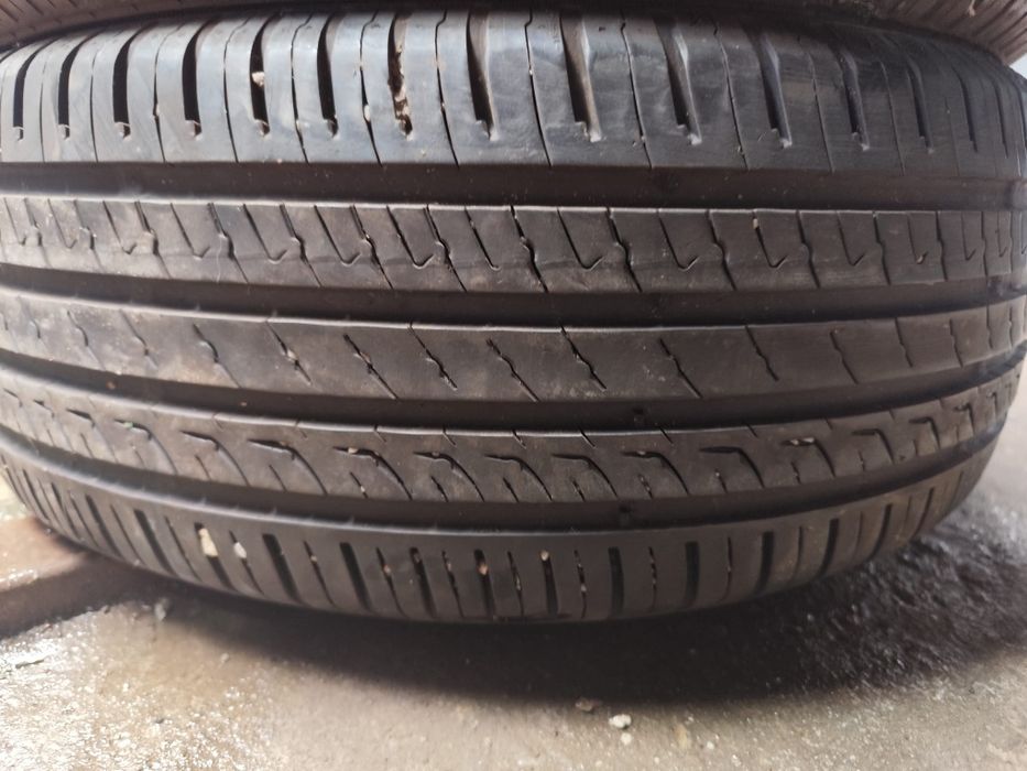 Anvelope 215 55 r17 vara Barum