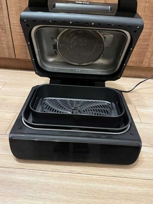 ЧИСТО НОВ! Дигитален Фритюрник Air Fryer & Grill 12в1