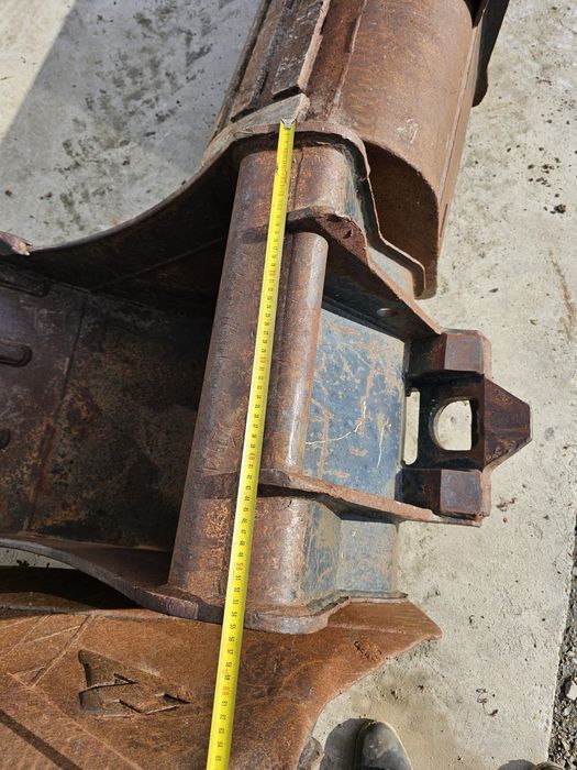 Cupe buldoexcavator cu cupla rapida