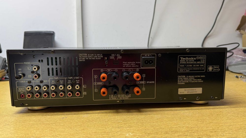 Amplificator stereo Technics SU-VX720
