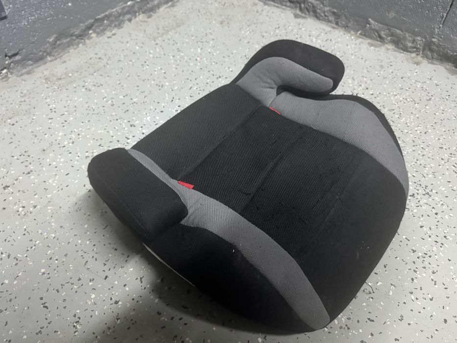 Бустер район зеленого базара