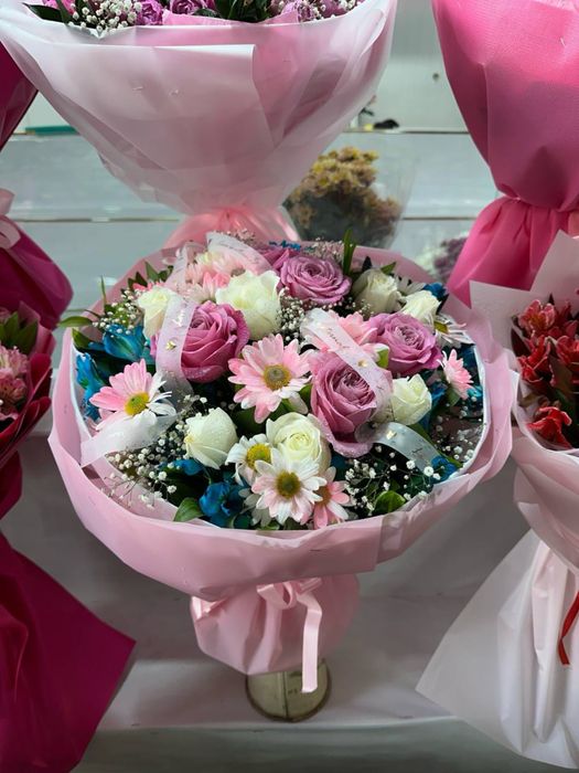 pion bables romashka atirgul buket gullar 101 201