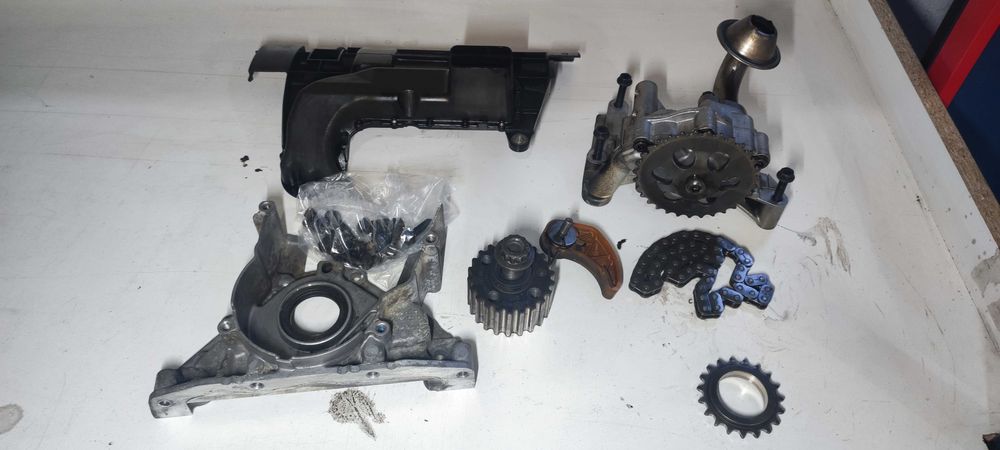 KIt pompa ulei volkswagen vw passat 1.9 TDI AVF