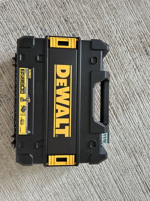 DeWalt чемодан органайзер