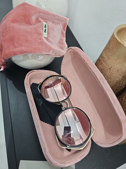 MUI MUI 80 € оргинал