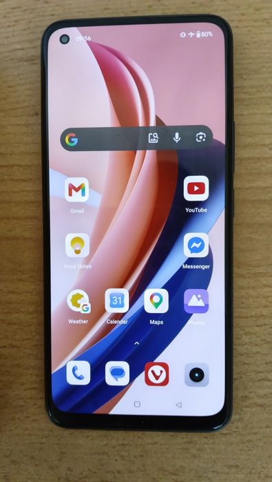 Vand telefon Realme 8