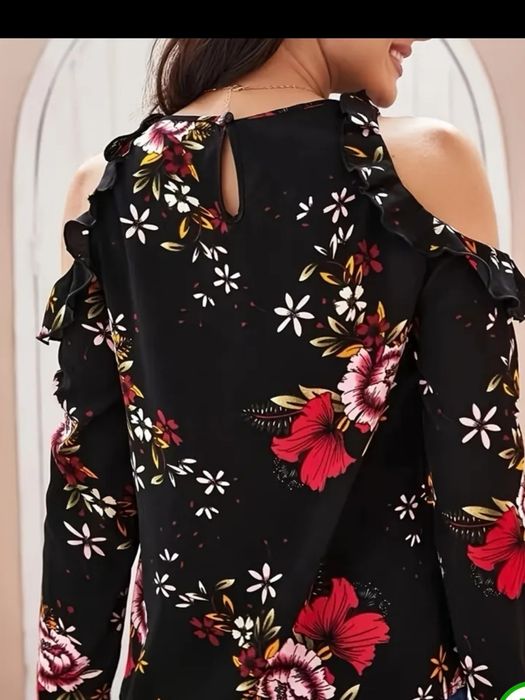 Дамска  блуза С размер.