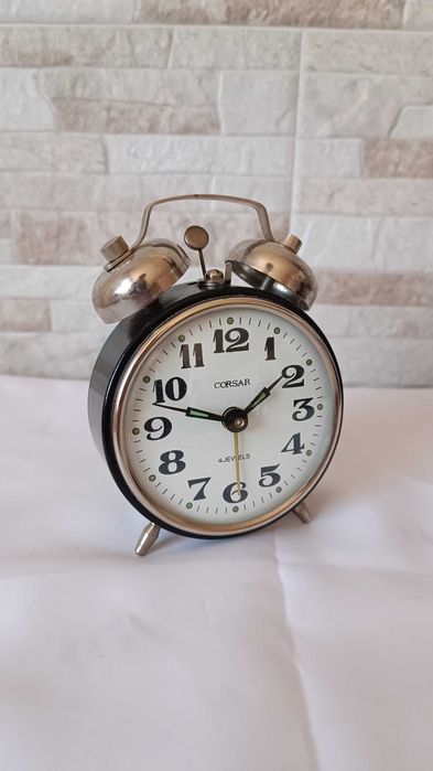 Часовник / будилник - CORSAR - Made in Hungary - 1965г.