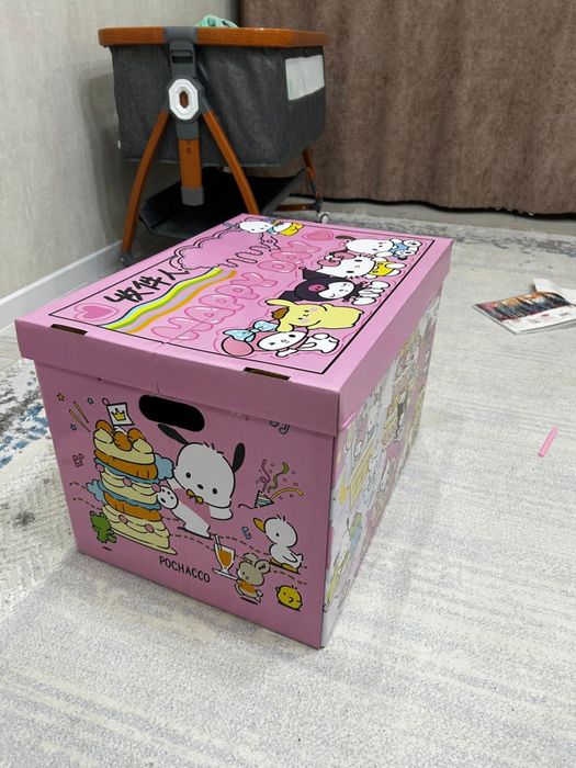 Продам коробку на др девочке