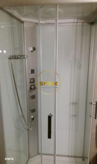 De inchiriat stradal spatiu comercial