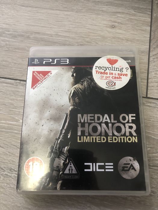 Salut vand jocuri ps 3 in stare buna functionale 50 per bucata