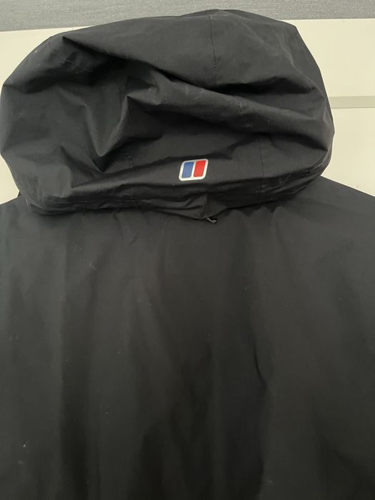 Berghaus Deluge Pro 2.0 L  мъжко яке за дъжд/мембрана