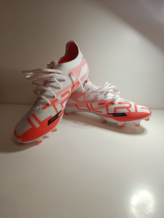 Ghete de fotbal puma ultra