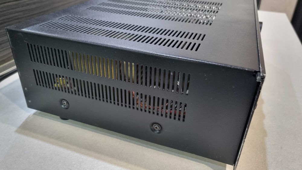 Усилвател TEAC A-X75 DC