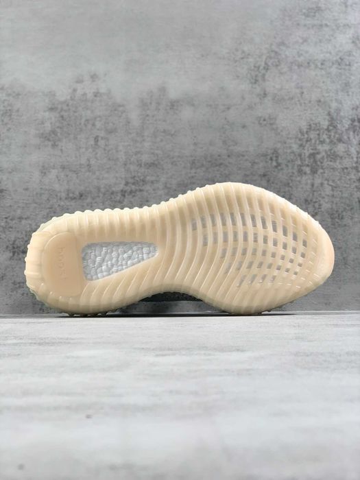 Adidas Yeezy Boost 350 V2 „Lundmark” (Non-Reflective)