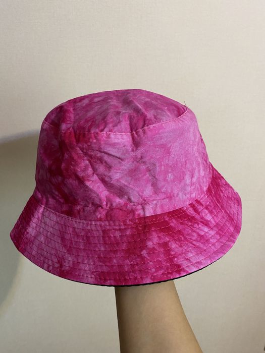 Двулицева шапка