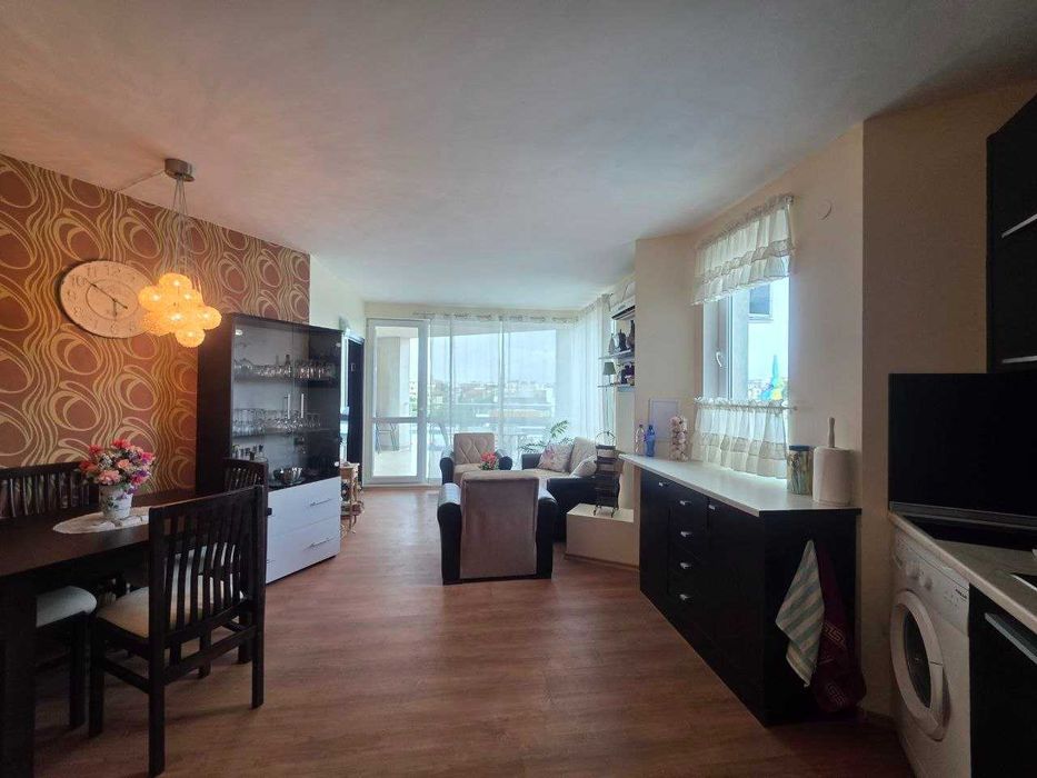 Продава се Тристаен апартамент в Бургас, Сарафово - 83 кв.м за 2410 €/кв.м - Снимка #1