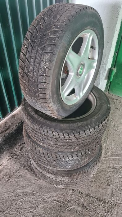 Продам Резину с дисками
