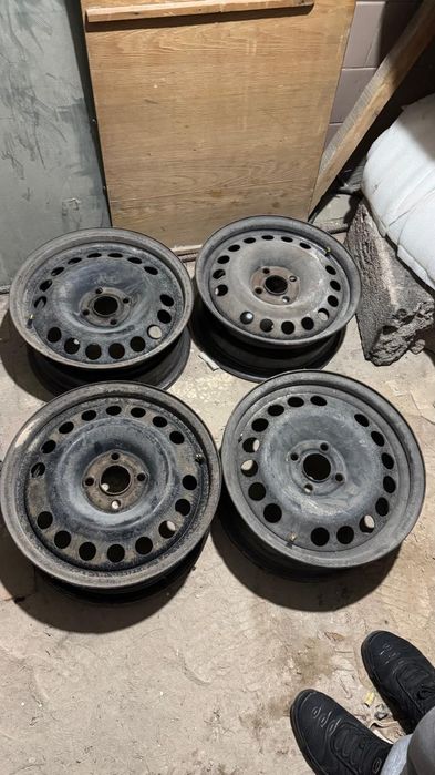 Продам штампованные диски