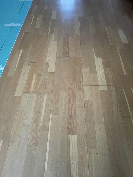 Vand parchet lemn masiv stratificat