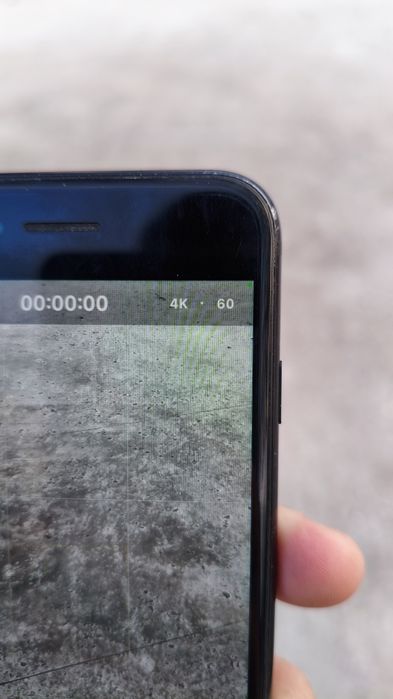 Iphone,айфон se 2020 (черный) продам