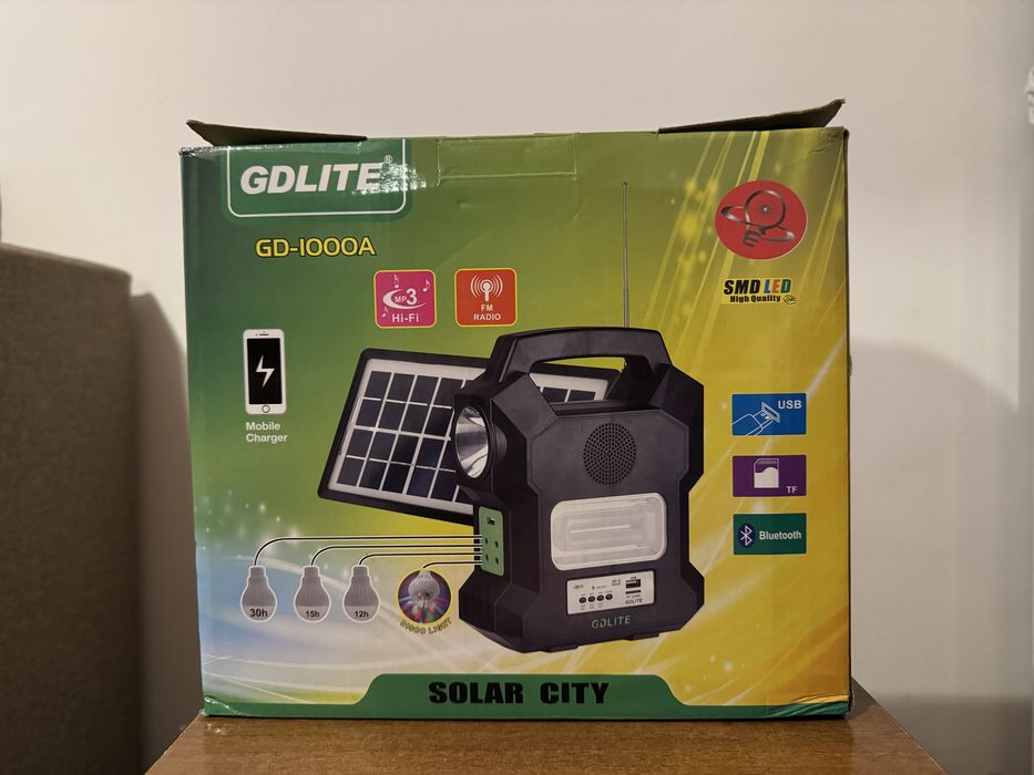 Kit fotovoltaic camping
