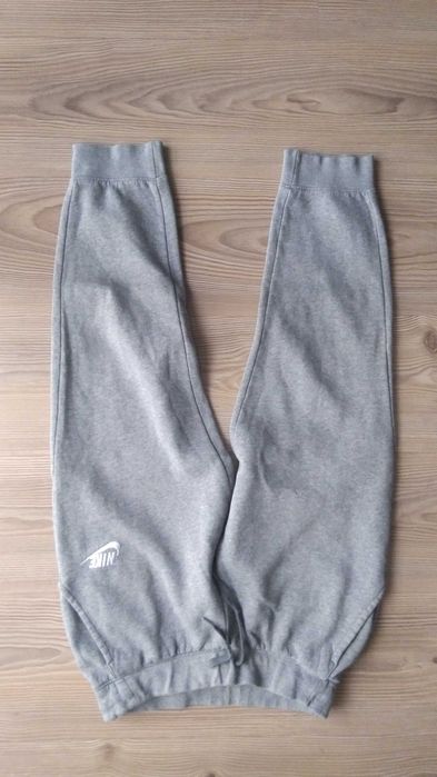 Nike  - оригинално долнище 146-156 см