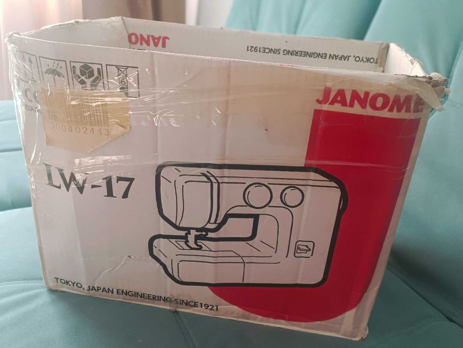 швейную машинку Janome 17