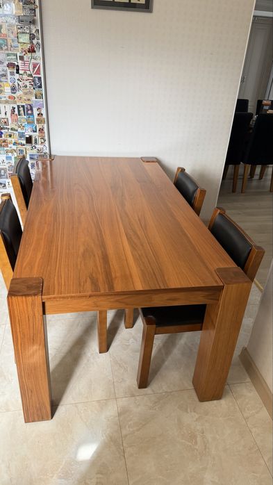 Продам комплект мебели из дерева
