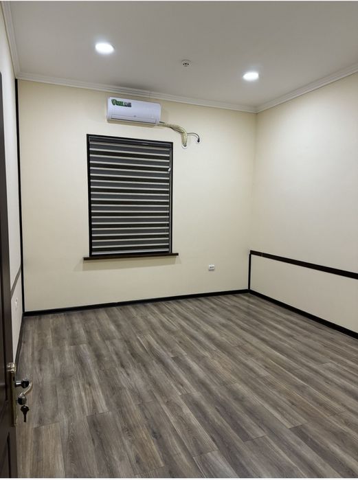 Чорсу Сдаётся 6 комнатный офис не далеко от метро.доступ 24/7