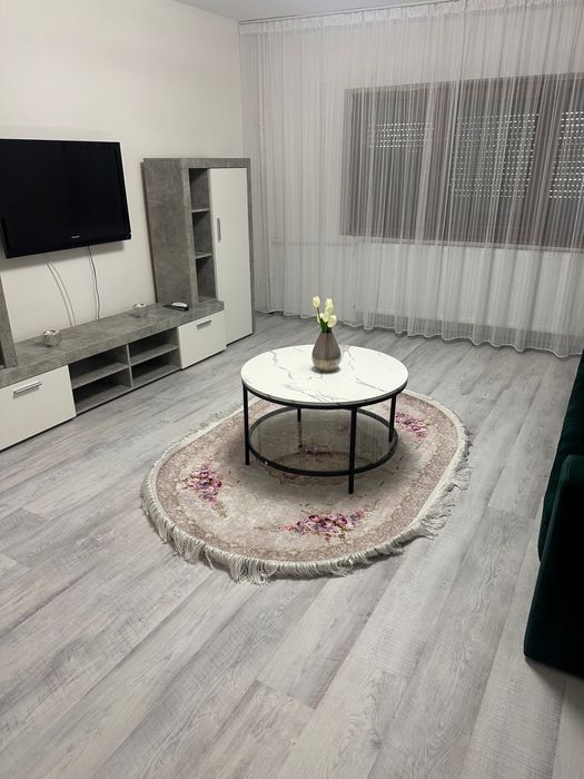 Inchiriez apartament 2 camere mobilat si utilat