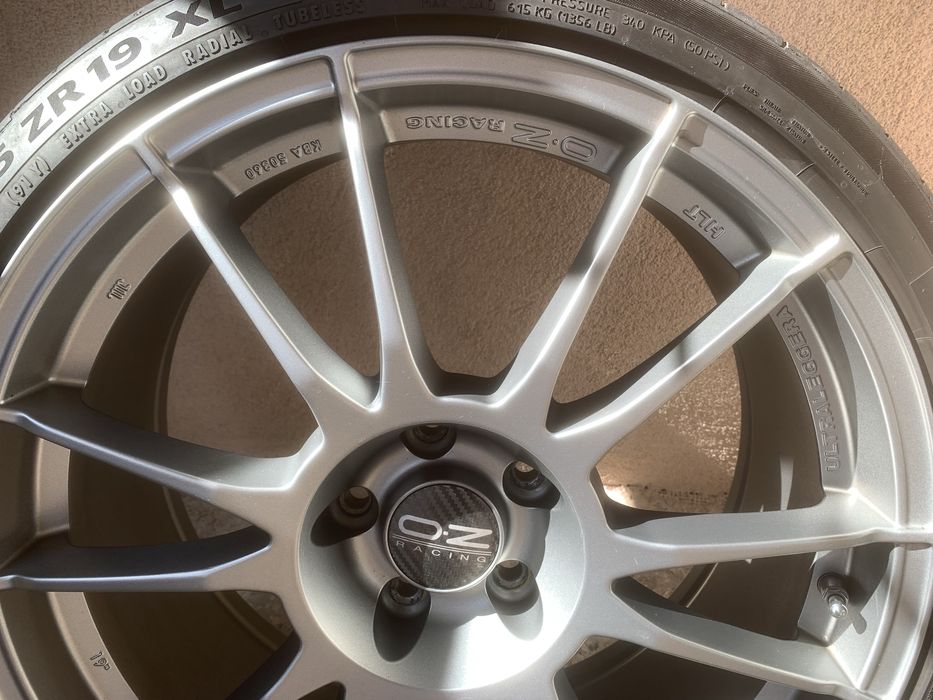 Джанти Oz Racing Ultraleggera HLT 19 5x112 8.5J ET 32