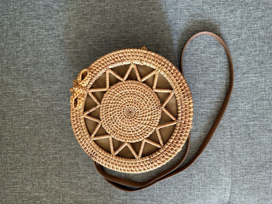 Сумка плетенная из ротанга